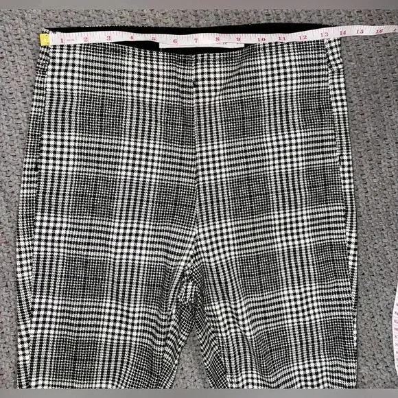 Tinseltown Pull On Stretch Black White Plaid High Waisted Flare Pants 7 - Picture 4 of 9